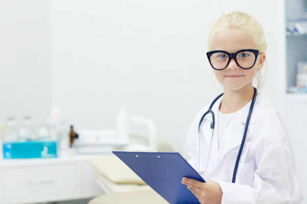 Badanie laryngologiczne dziecka – wszystko, co powinieneś o nim wiedzieć